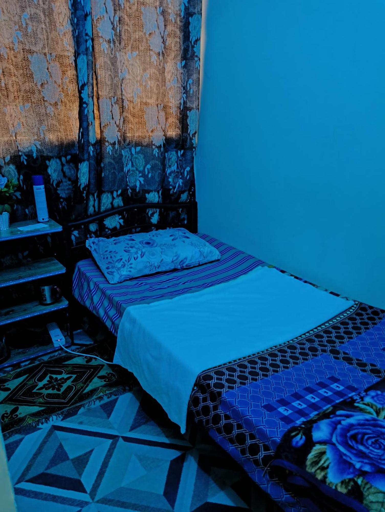 Single Room Near "World Trade Centre&Beach" Abudhabi Abu Dhabi Buitenkant foto