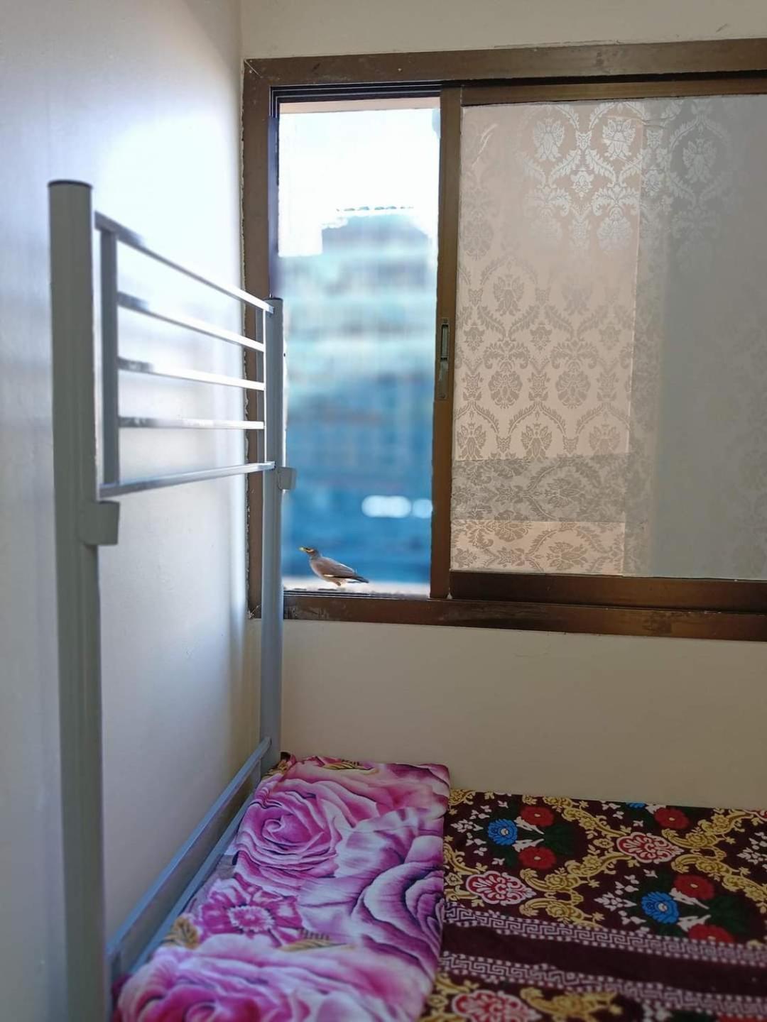 Single Room Near "World Trade Centre&Beach" Abudhabi Abu Dhabi Buitenkant foto